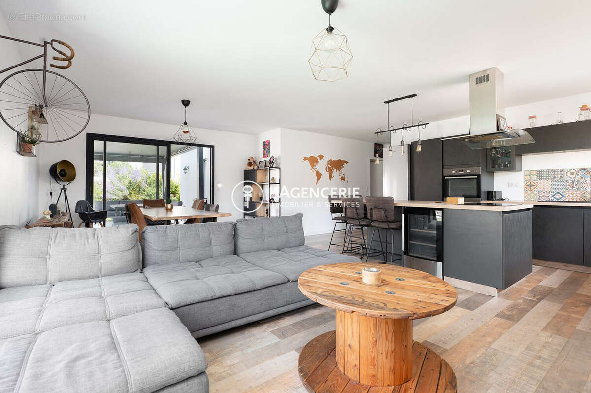 Maison 97 m² à Albi  - photo 3