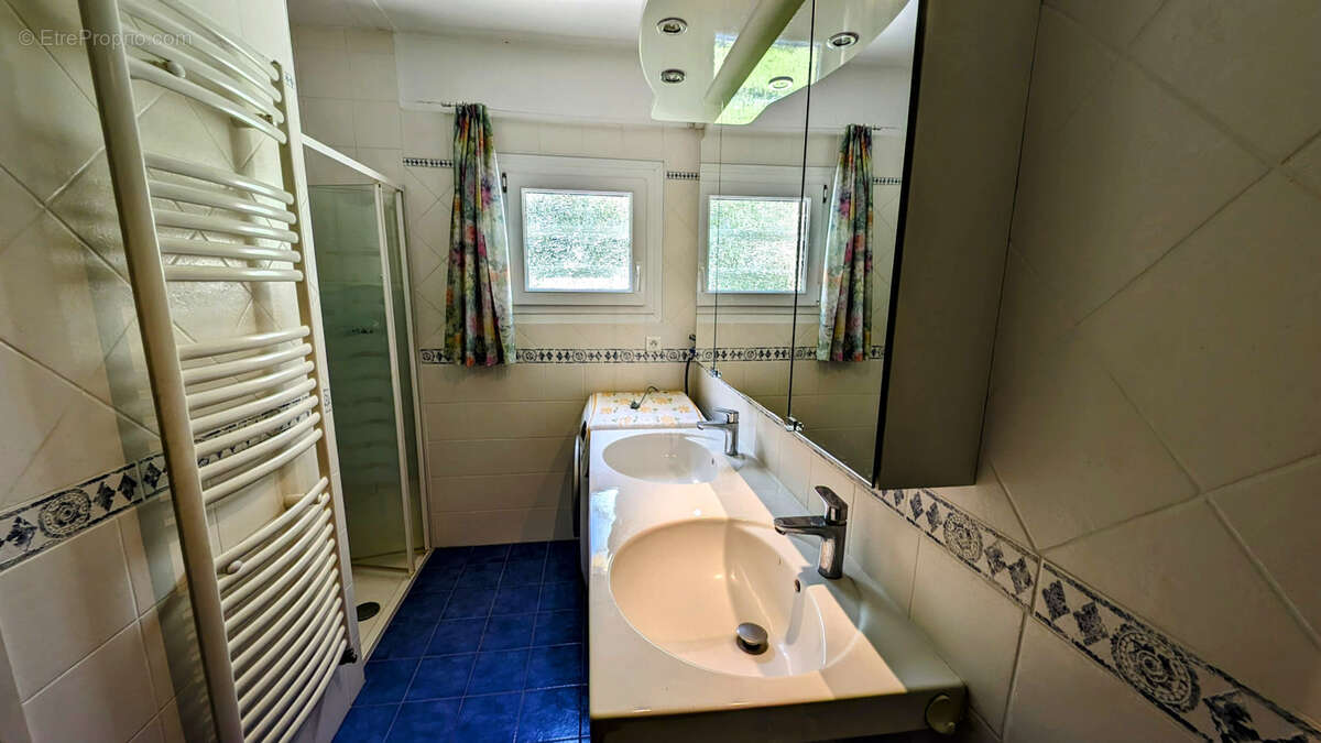 Maison à LAROQUE-DES-ALBERES