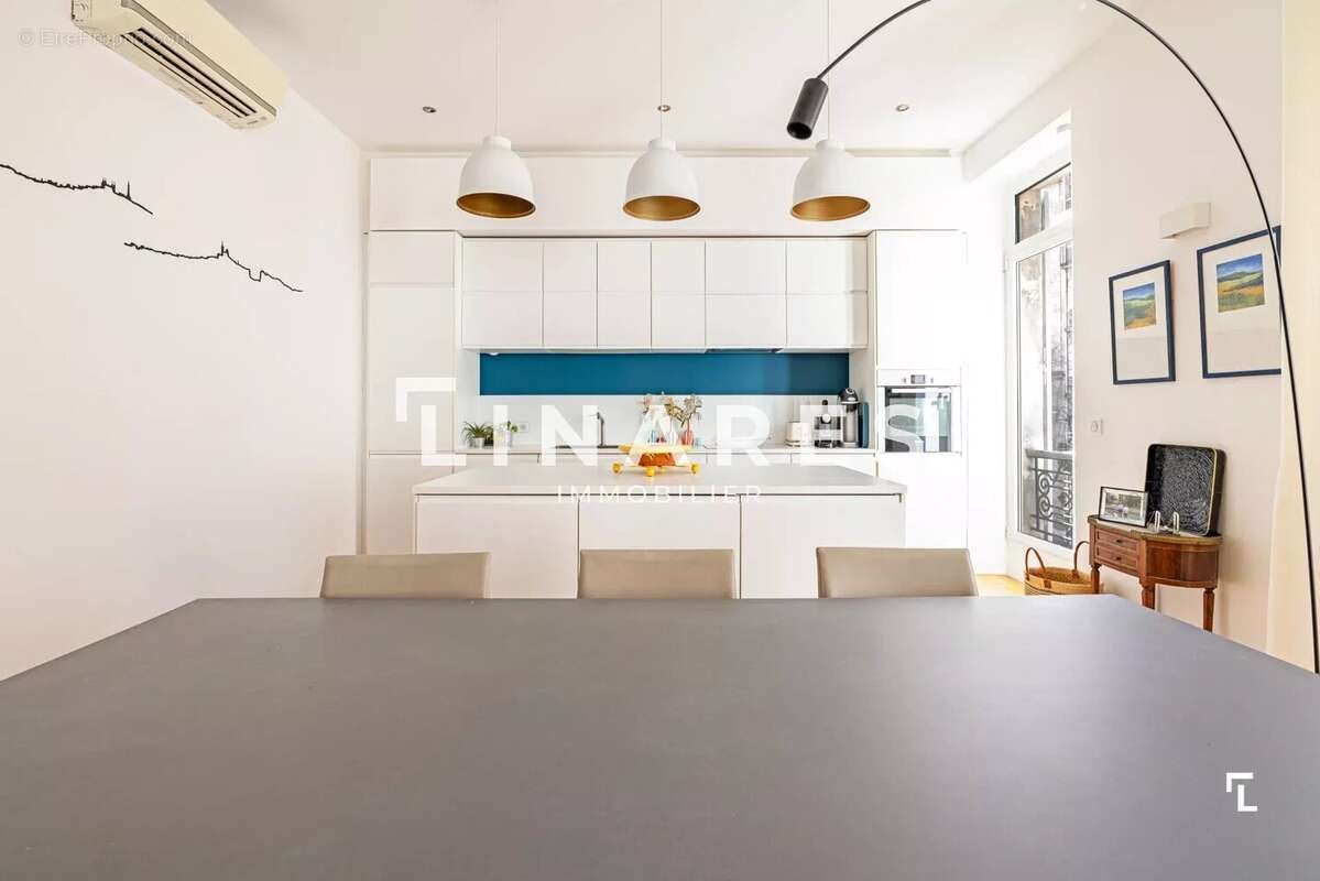Appartement à MARSEILLE-6E