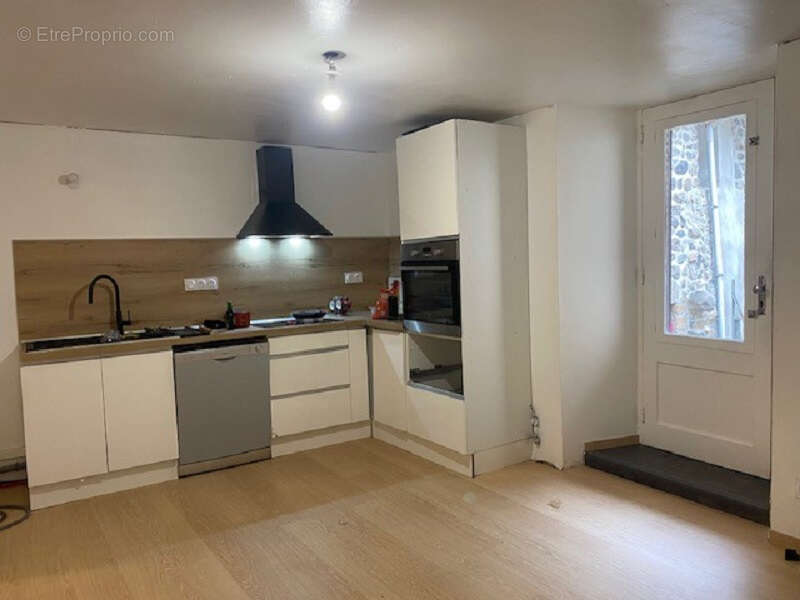 Maison à LE CHEYLARD