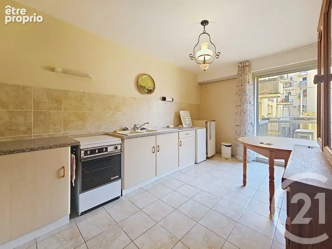 Appartement 4 pièces 92 m² à vendre à Sete (34200) - photo 5
