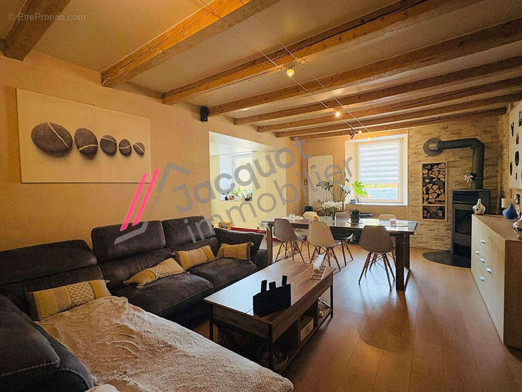 Maison à BOIS-D'AMONT