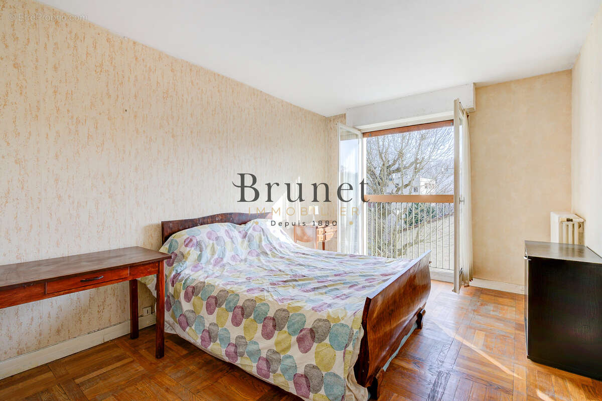 Appartement à SAINT-MAUR-DES-FOSSES