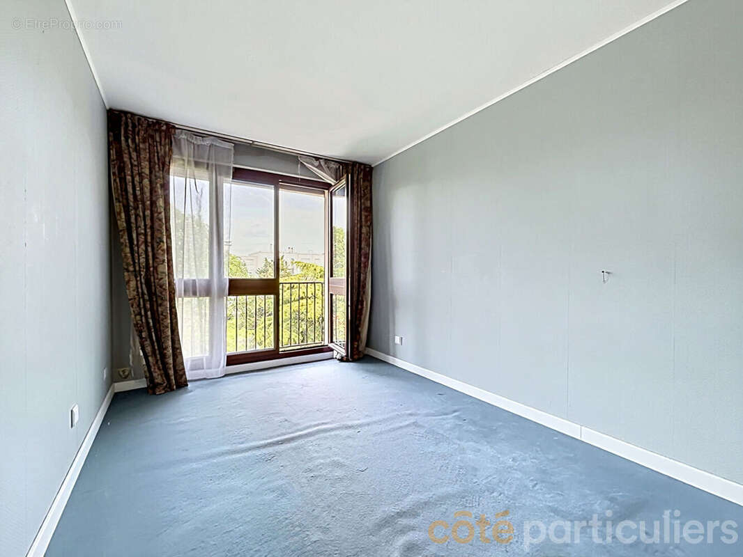Appartement à SAINT-MAUR-DES-FOSSES