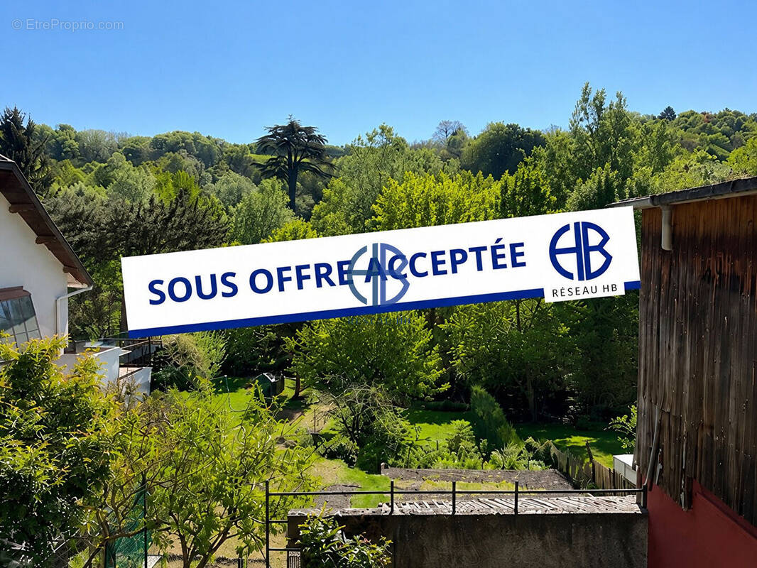 Maison à LES EPARRES