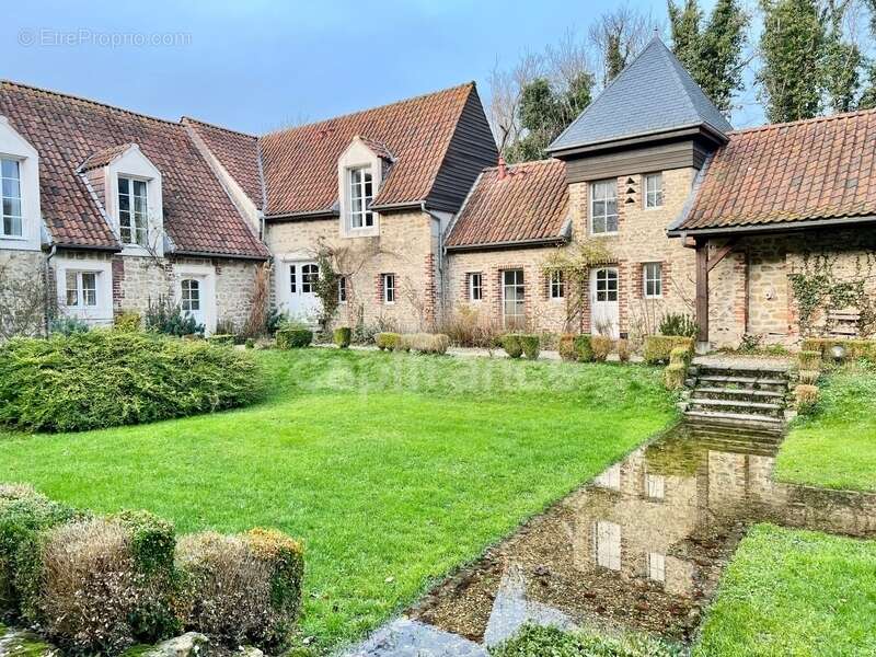 Maison à SAINT-LEONARD