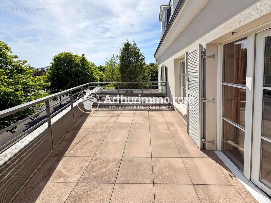 Appartement à SAINT-PIERRE-DU-PERRAY
