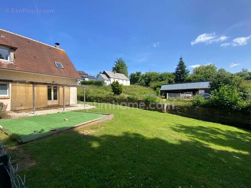 Maison à PONT-L'EVEQUE