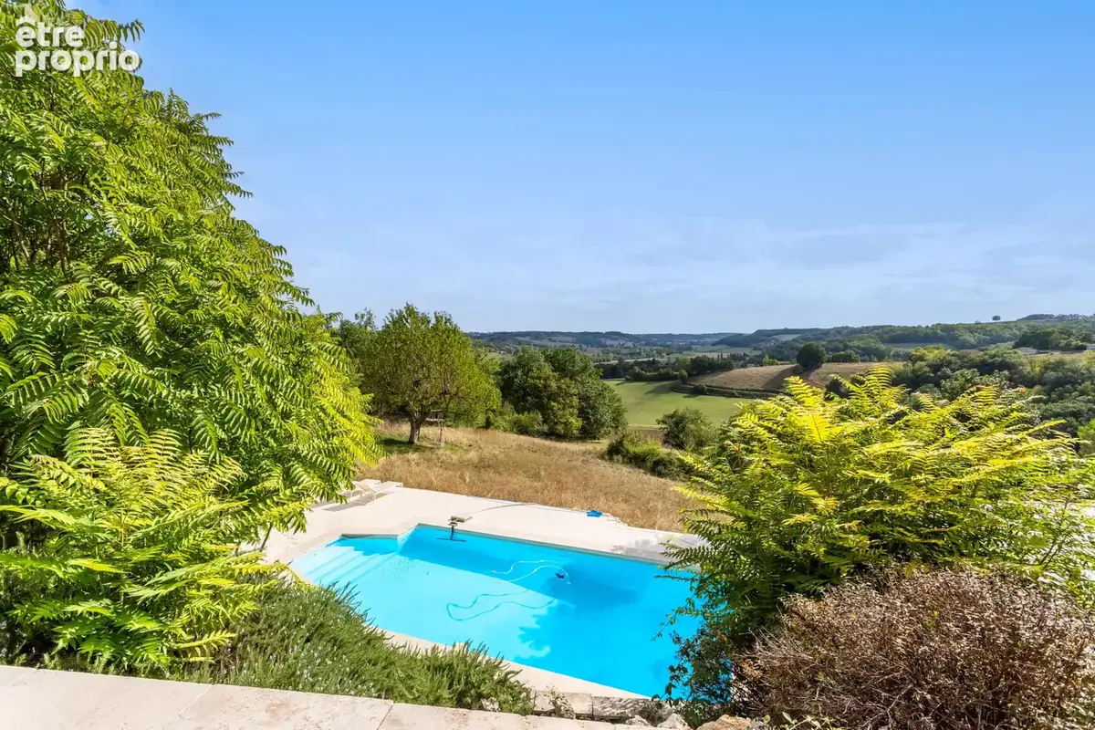 Propriété avec piscine, annexe pour invités, dépendances et vue panoramique - photo 39