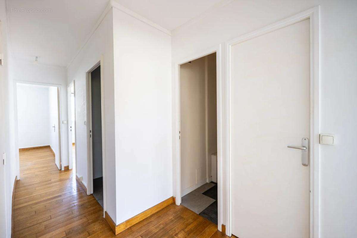 Appartement à RUEIL-MALMAISON