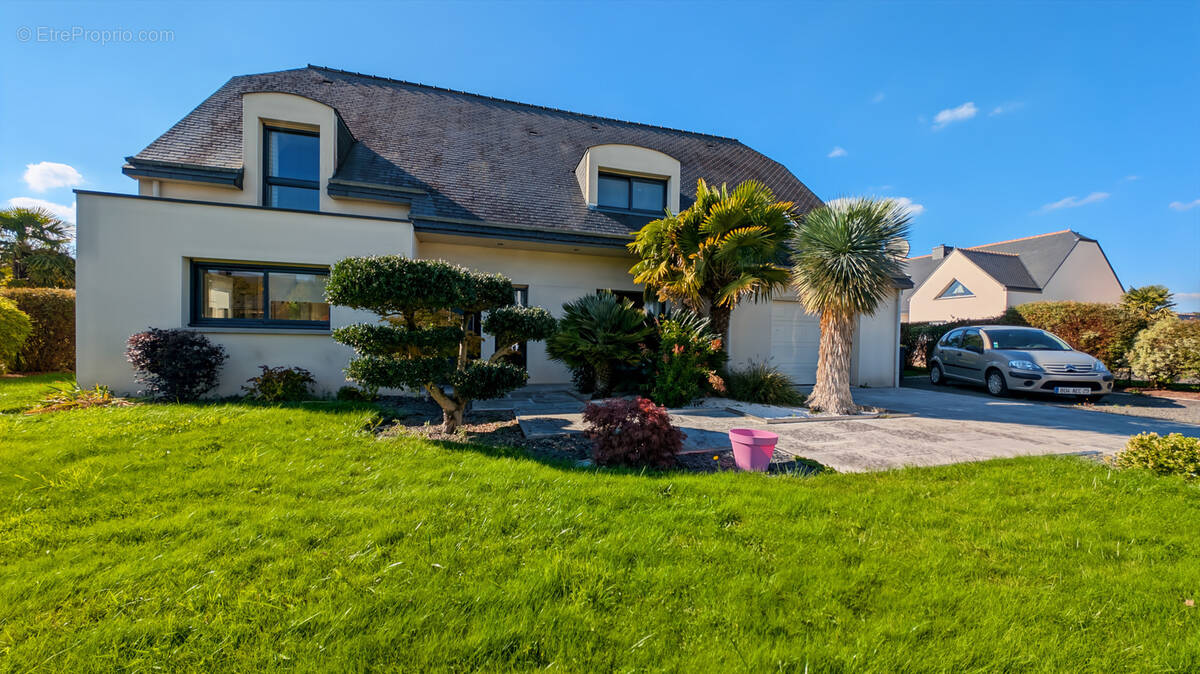 Maison à PLEUMELEUC