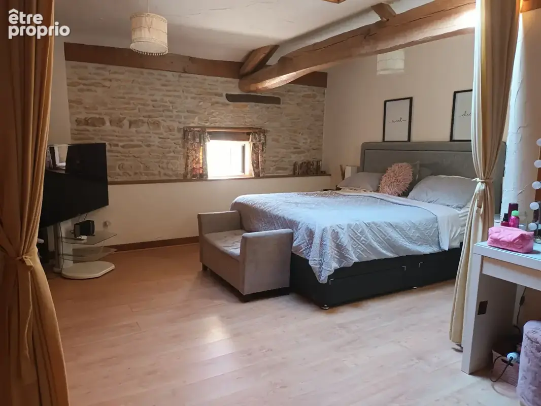 Maison 275m² à blanzay - photo 10