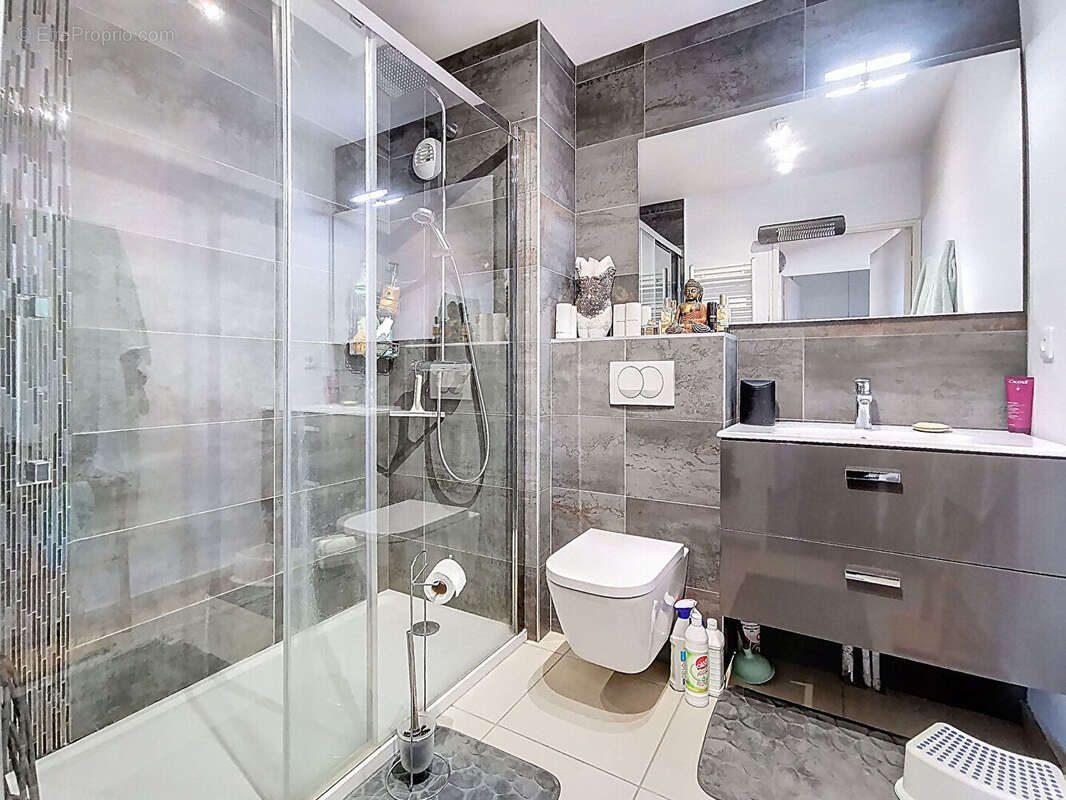 Appartement à ANTHY-SUR-LEMAN