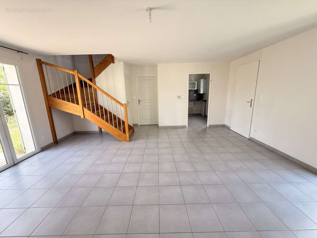 Maison à SAINT-CYR-EN-VAL