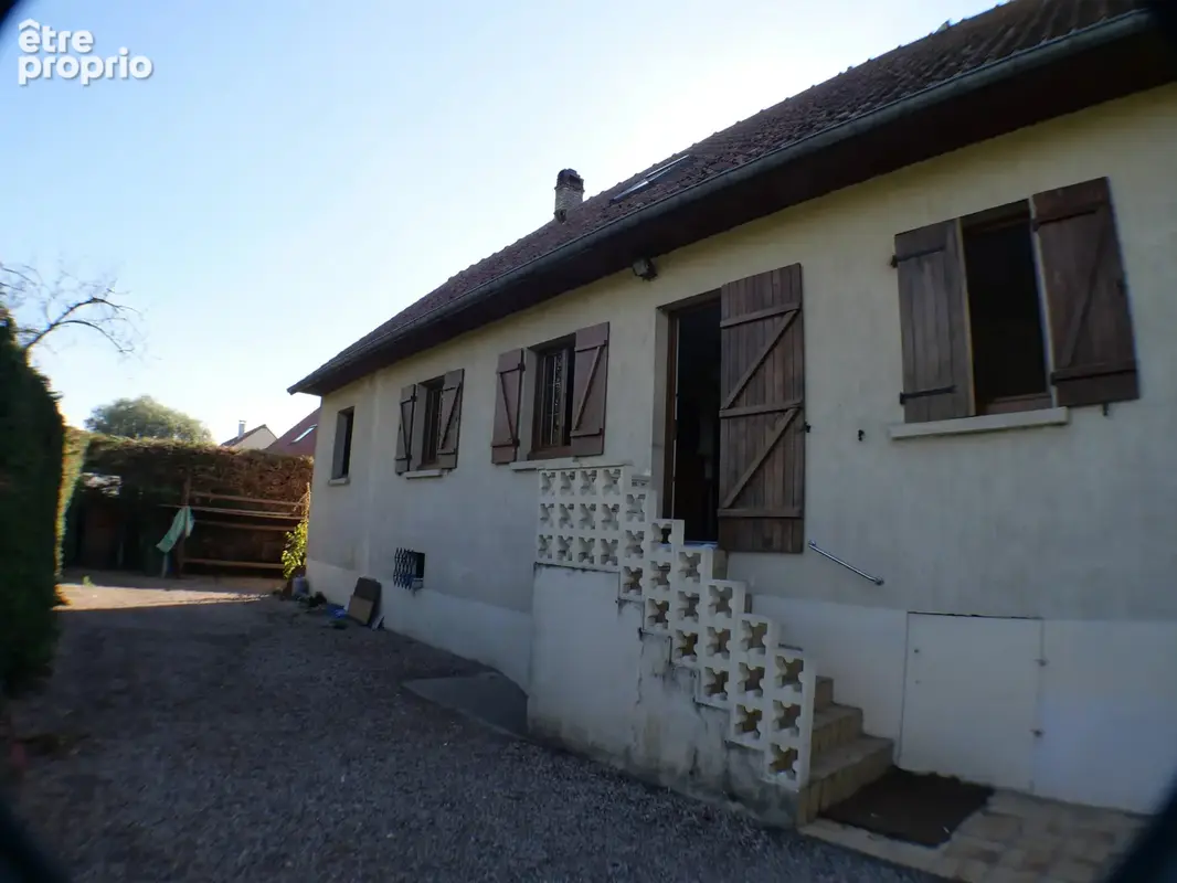 Charmante maison 6 pièces à Favières. - photo 22