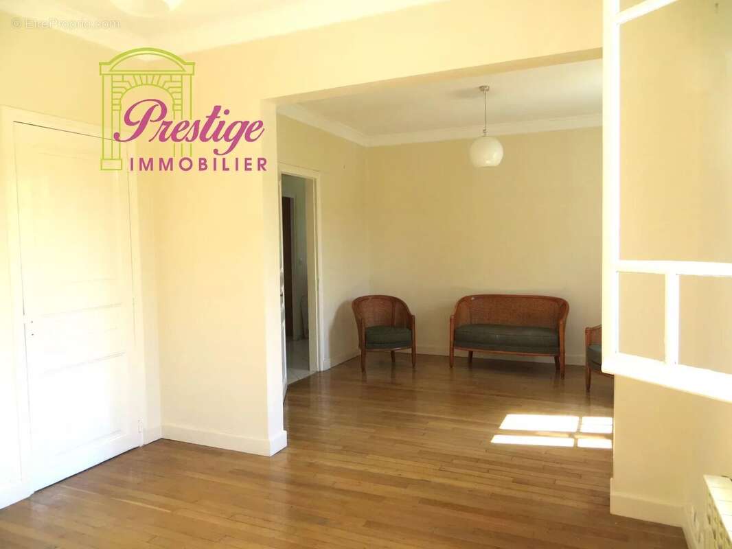 Maison à MAISONS-LAFFITTE