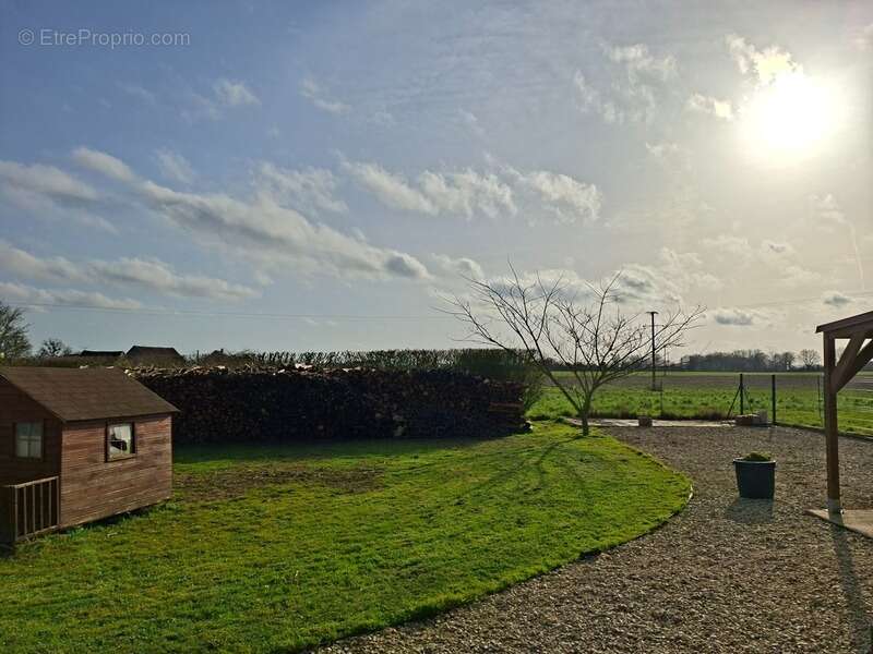 Maison à FRESNAY-SUR-SARTHE