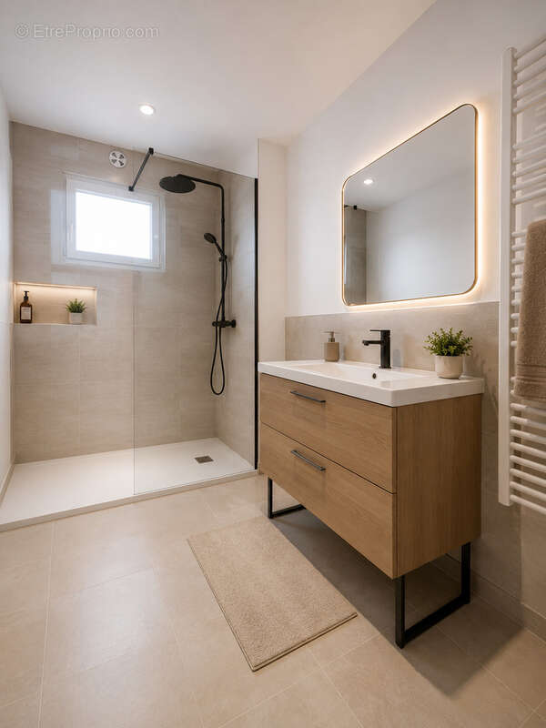 Appartement à LA VERPILLIERE