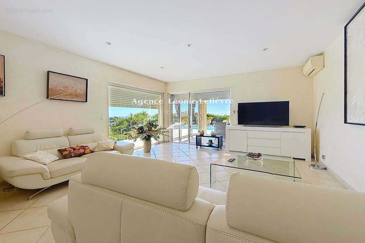 Maison 178 m² à Sainte-Maxime  - photo 6