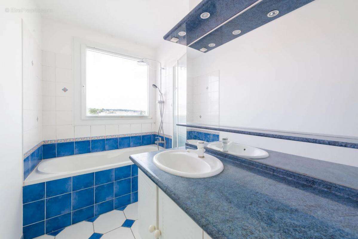 Appartement à CHAVILLE