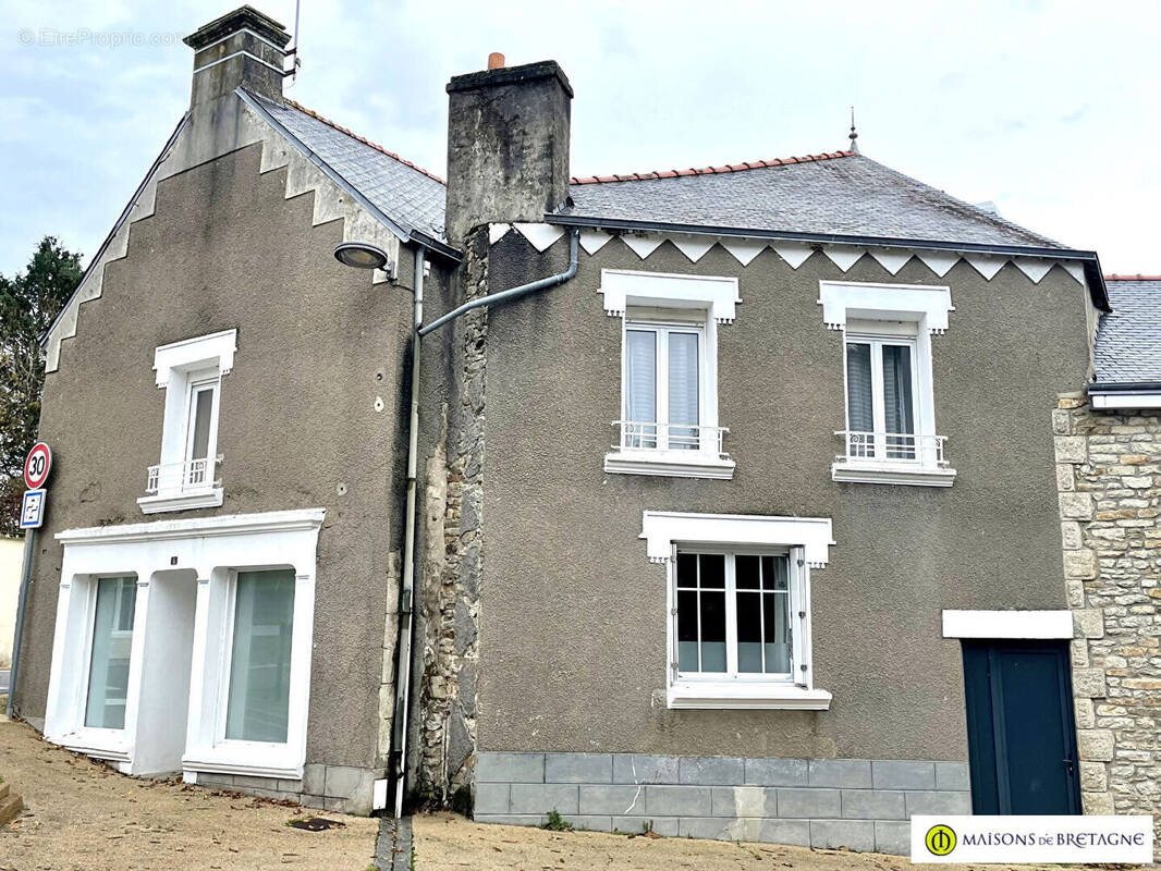 Appartement à SAINT-THURIEN