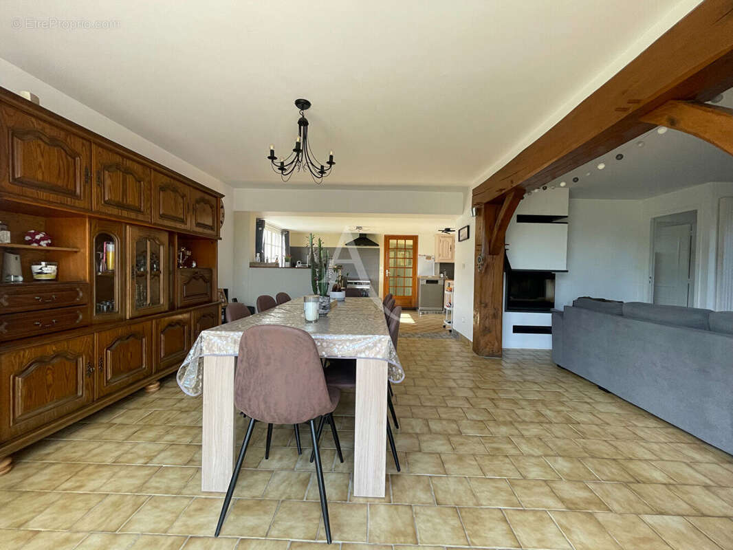 Maison à SAINT-PHILBERT-DU-PEUPLE