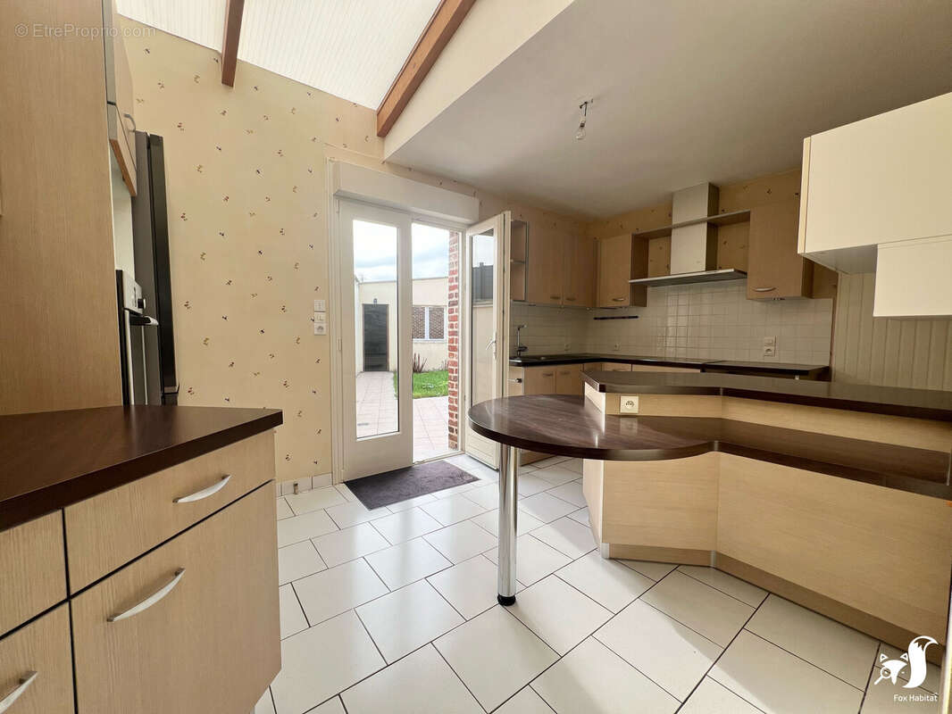 Maison à NEUVILLE-SAINT-REMY