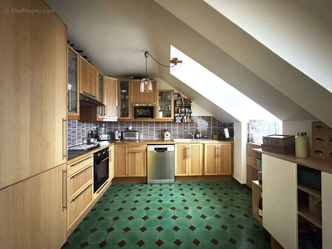 Appartement à COLOMBES