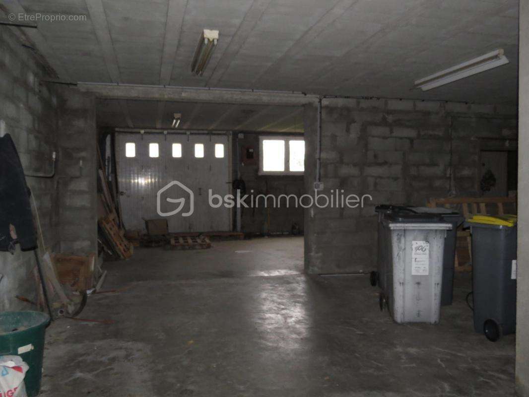 Atelier à réhabiliter - photo 3