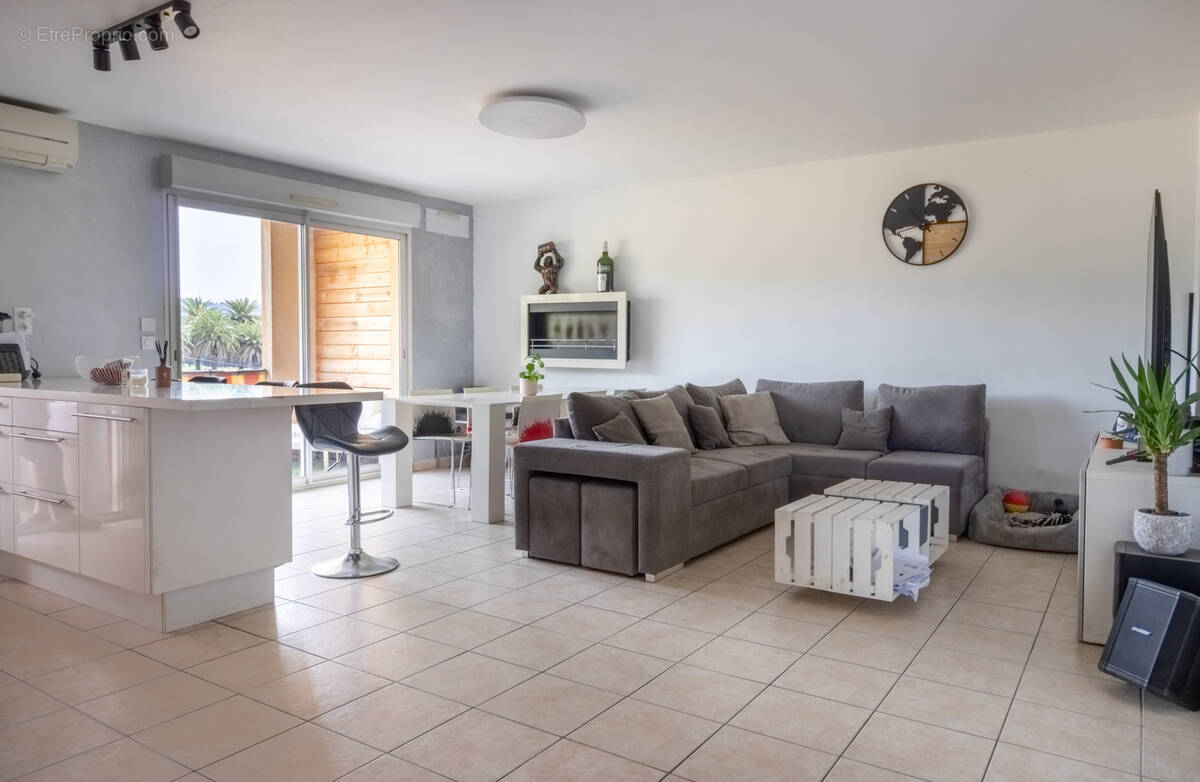 Appartement à HYERES