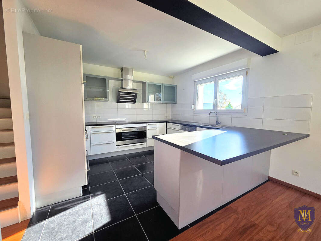 Blotzheim au calme maison 5 pièces de 107 m2 sur 6,03 ares de terrain - photo 3