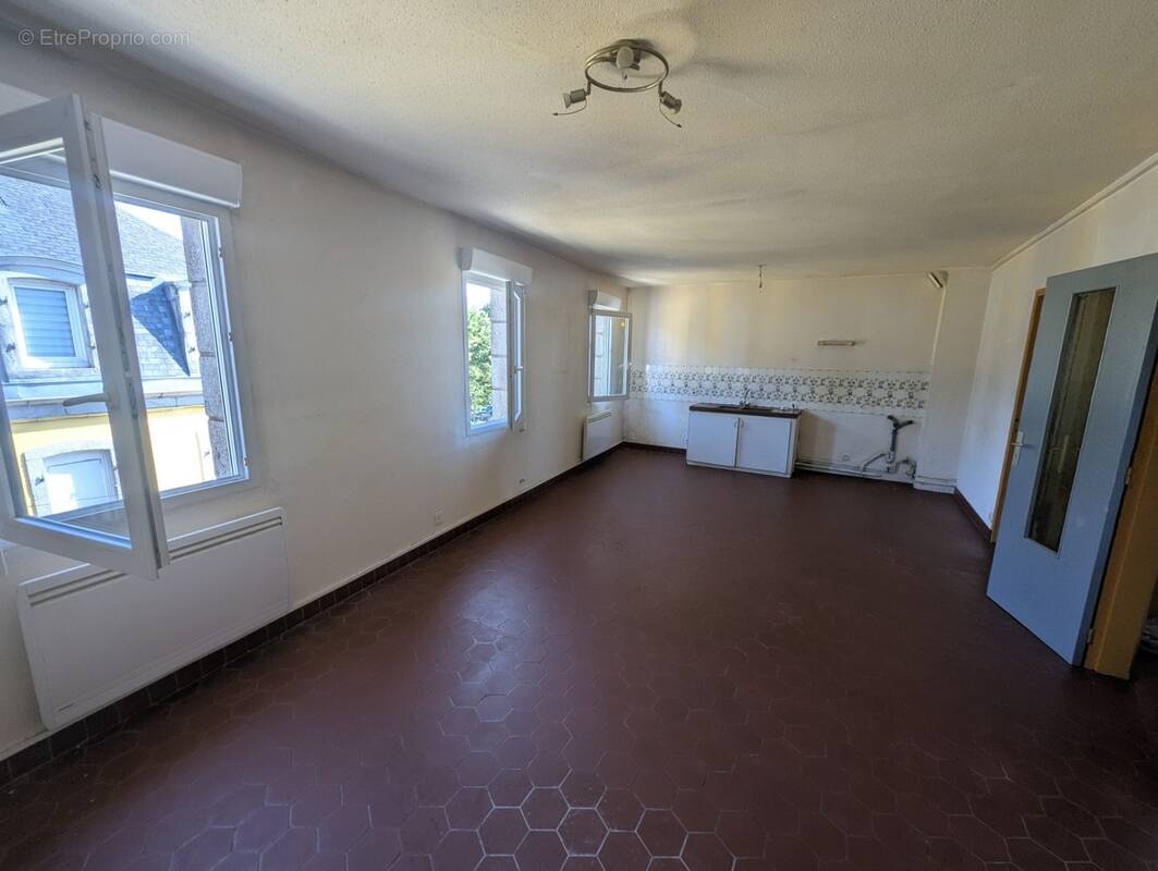 Appartement à BRIEC