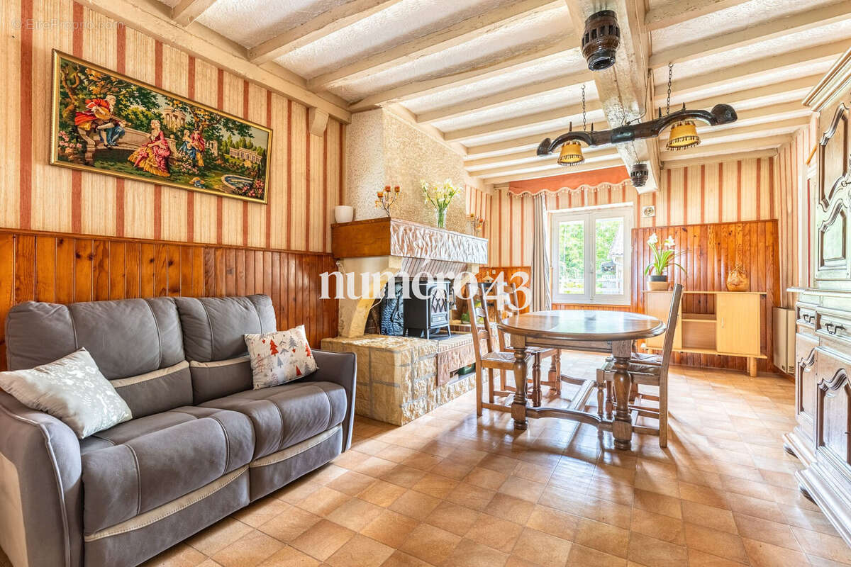 Maison à MOURENS