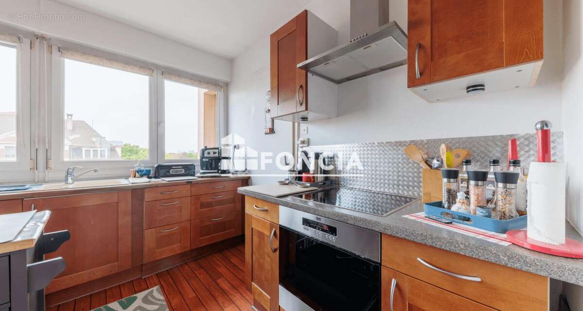 Investisseurs - vieux schiltigheim - 3 pieces 74.5m² - balcon 7.5m²  - vendu loue - parking privatif - photo 4