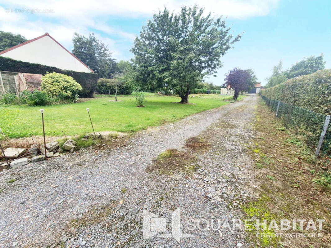 Maison à IZEL-LES-HAMEAUX