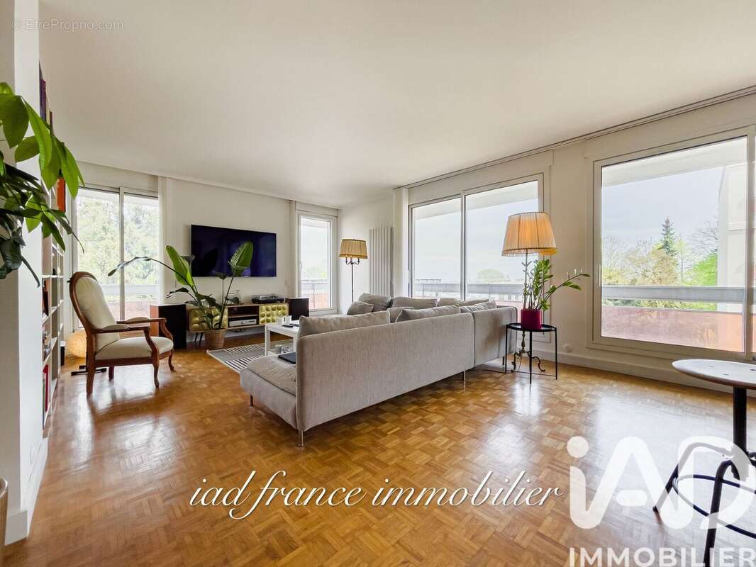 Photo 5 - Appartement à MARLY-LE-ROI