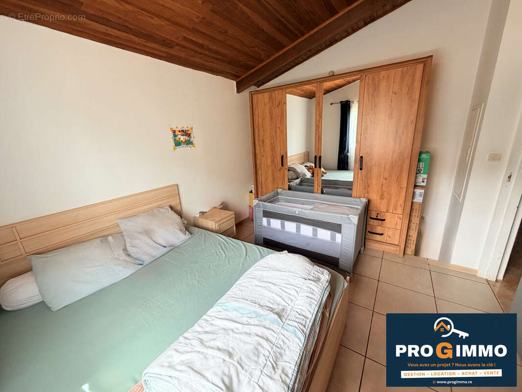 Maison 80 m² à Saint-Pierre  - photo 5