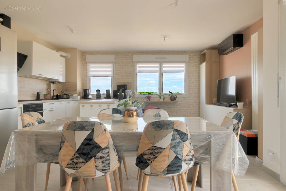 Appartement à POUILLY