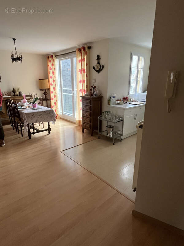 A vendre ensemble immobilier de rapport en hyper centre-ville de Fécamp - photo 2