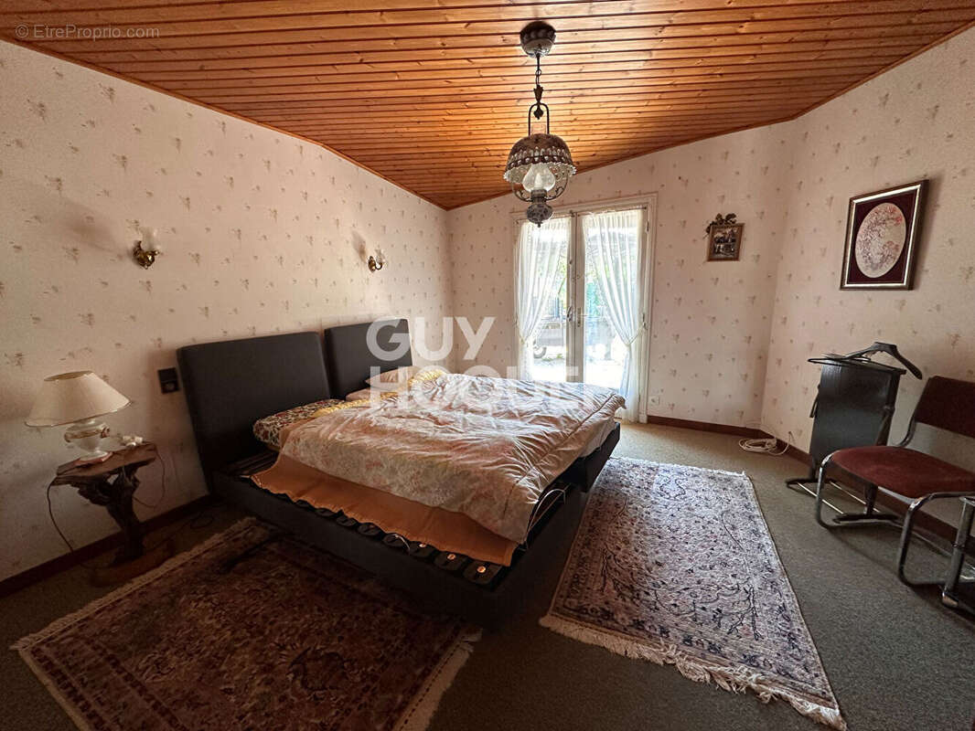 Une maison familiale avec vue mer à La Flotte - photo 5