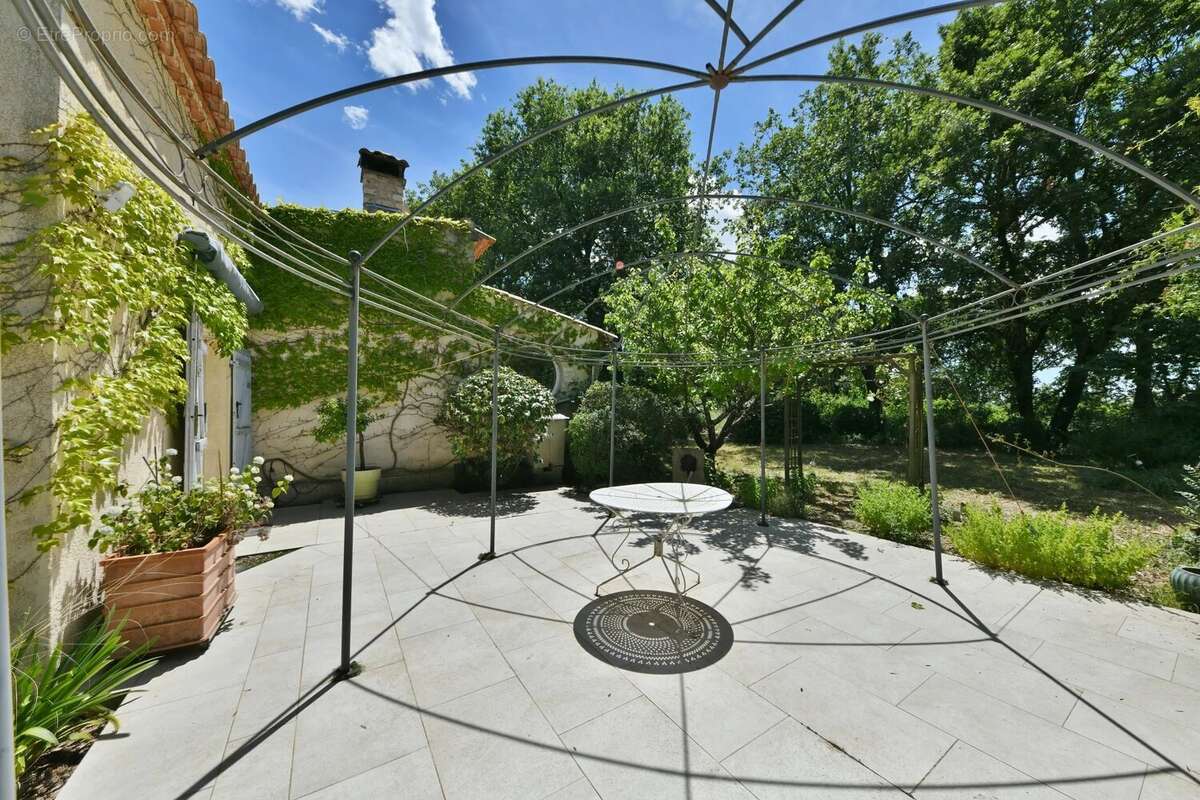 Maison à UZES