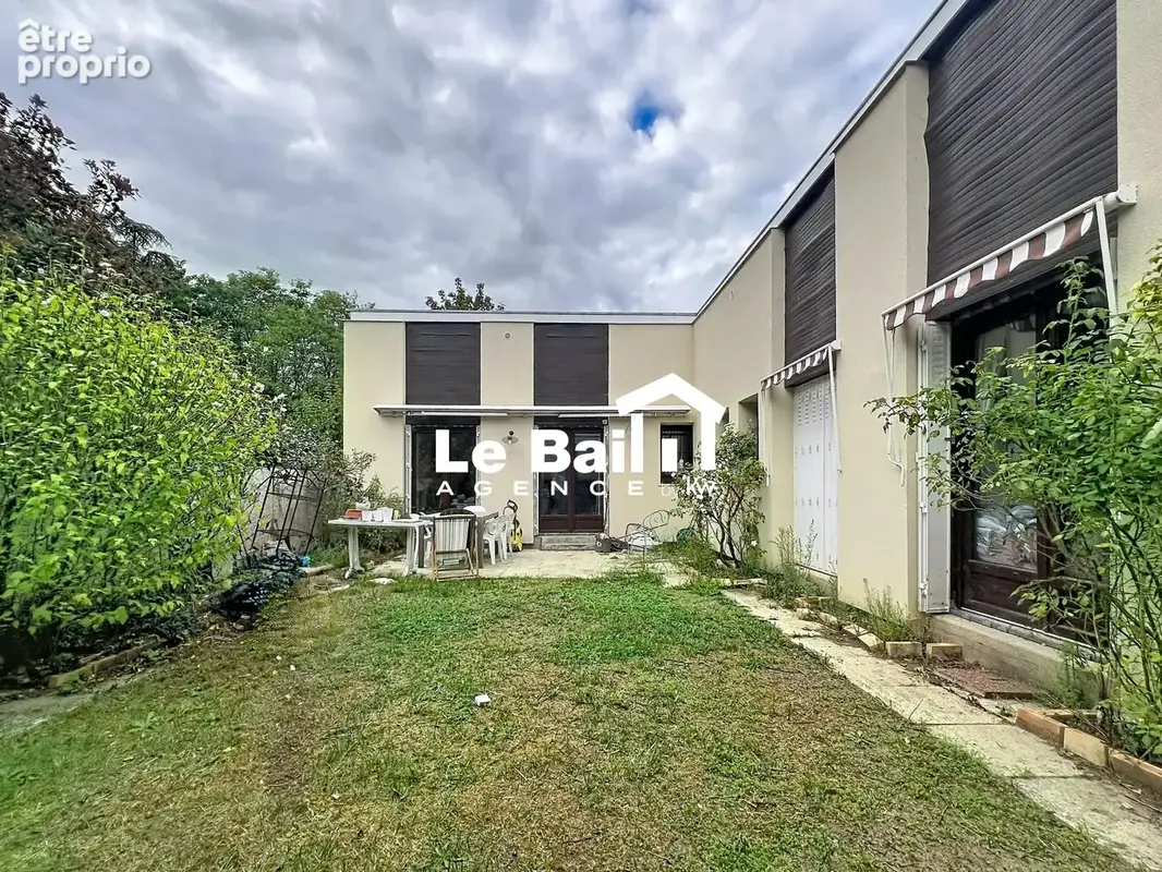 Maison 6 pièces 110 m² à vendre à Cergy (95000) - photo 2