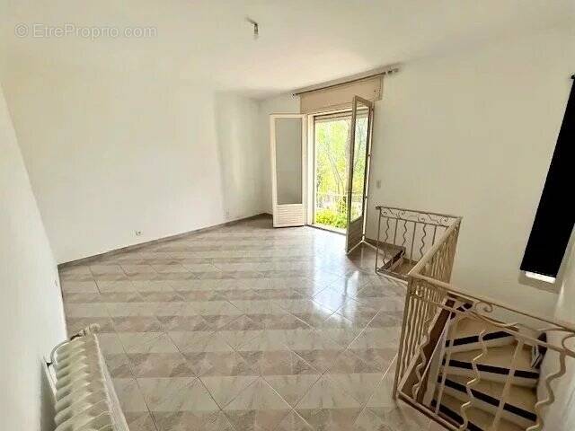 Appartement à LE THOLONET