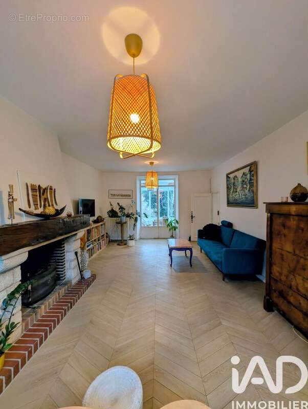 Maison 220 m² à Melun  - photo 4