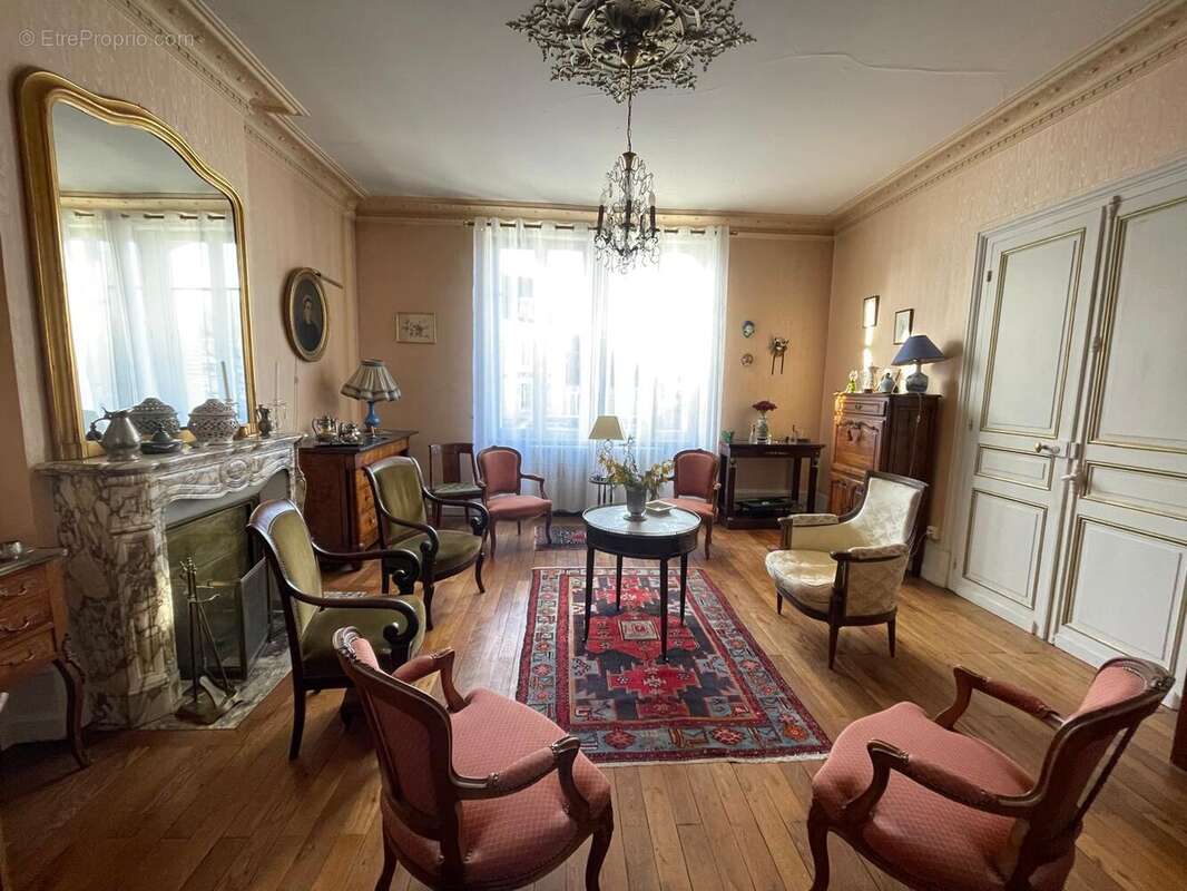 Maison 5 pièces 160 m² à vendre à Bourges (18000) - photo 35
