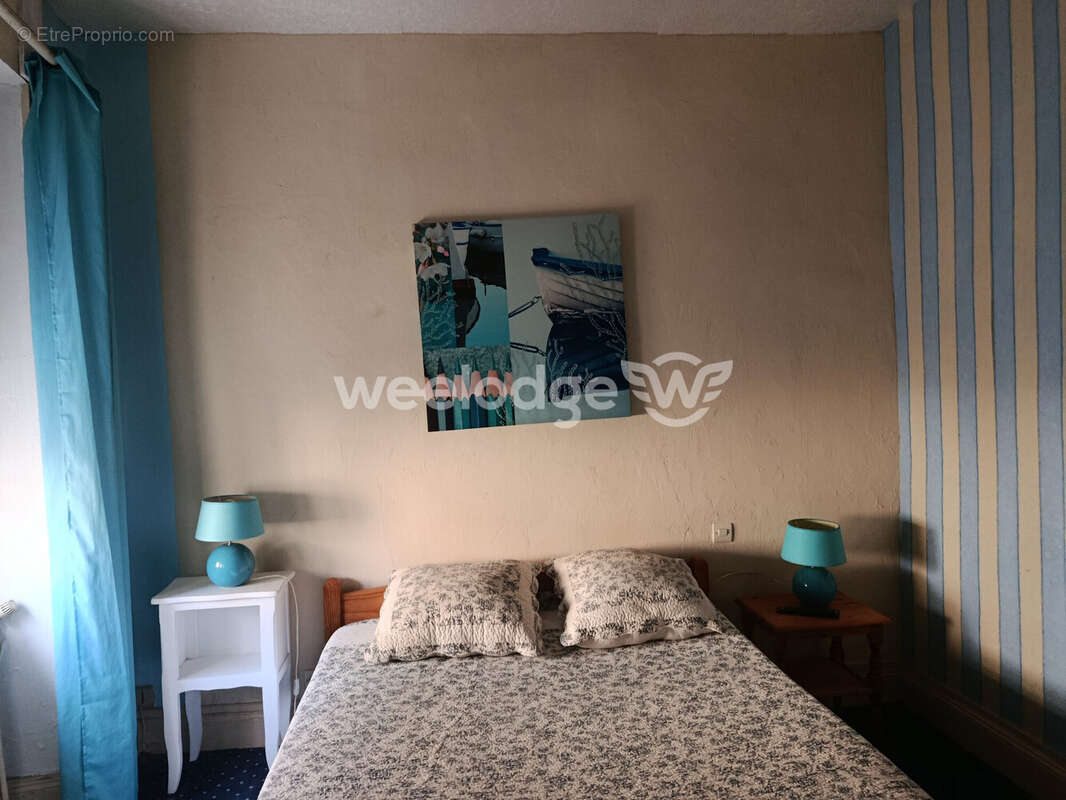 Commerce à SAINT-GAULTIER