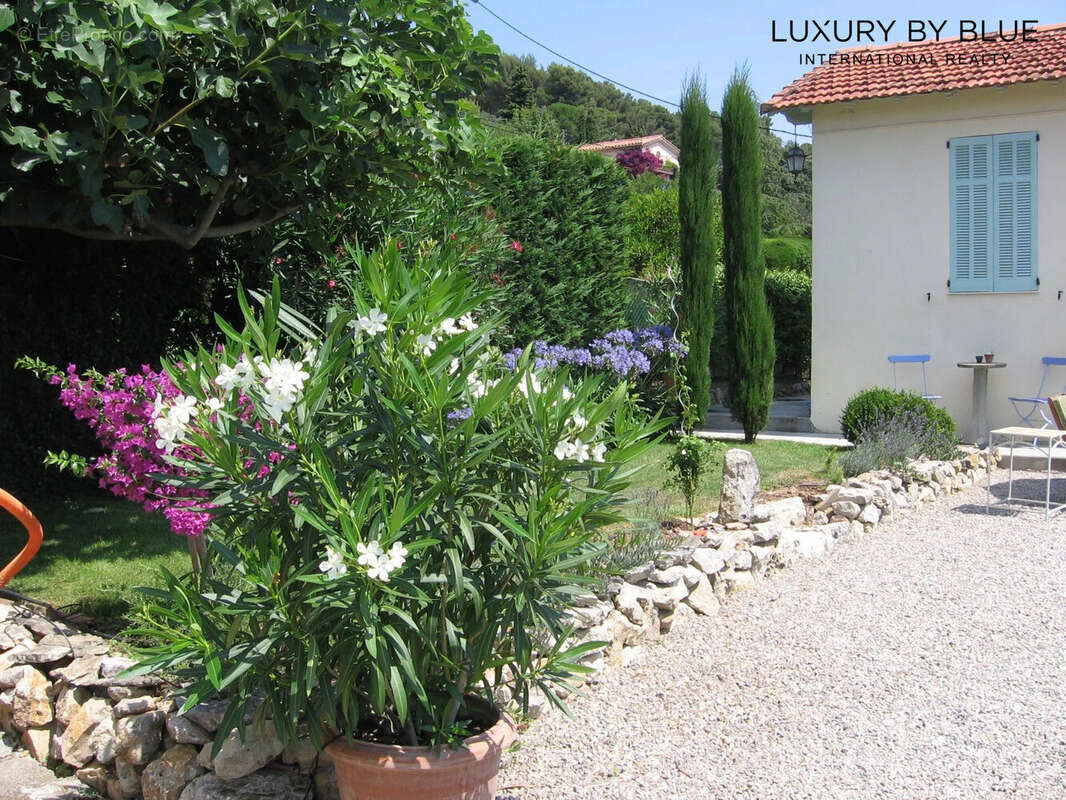 Maison à MOUGINS