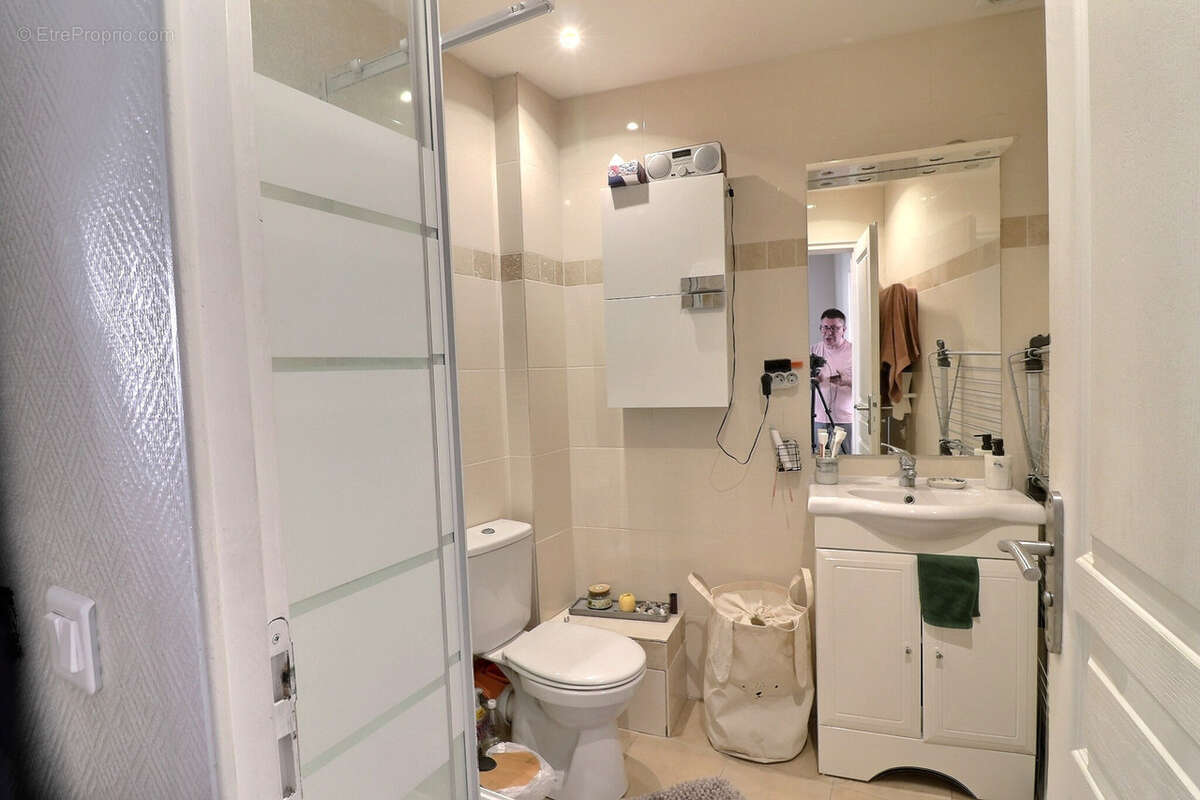 Appartement à PARIS-14E