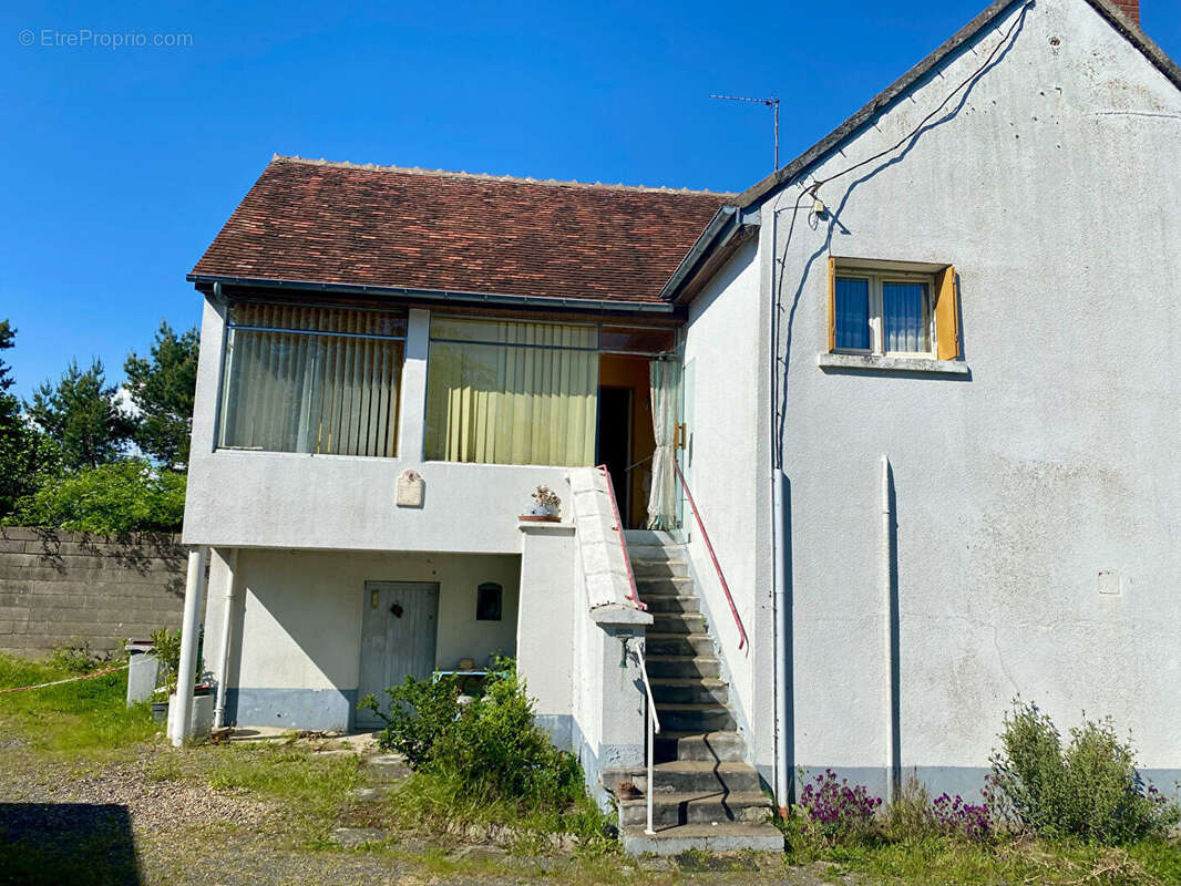 Maison à SAINT-ROMAIN-SUR-CHER