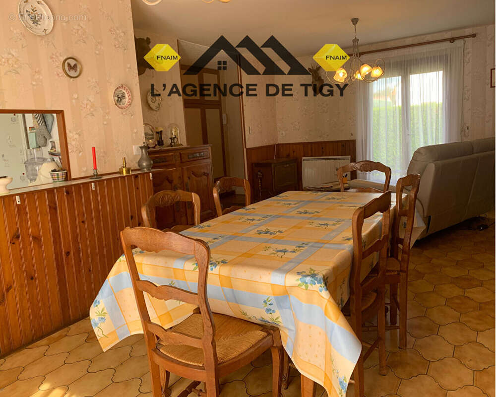 Maison à SAINT-BENOIT-SUR-LOIRE